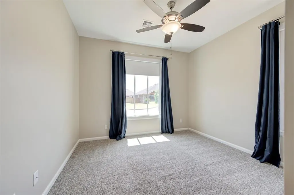Photo 23 — 4305 NW 153rd Street, Edmond, OK 73013