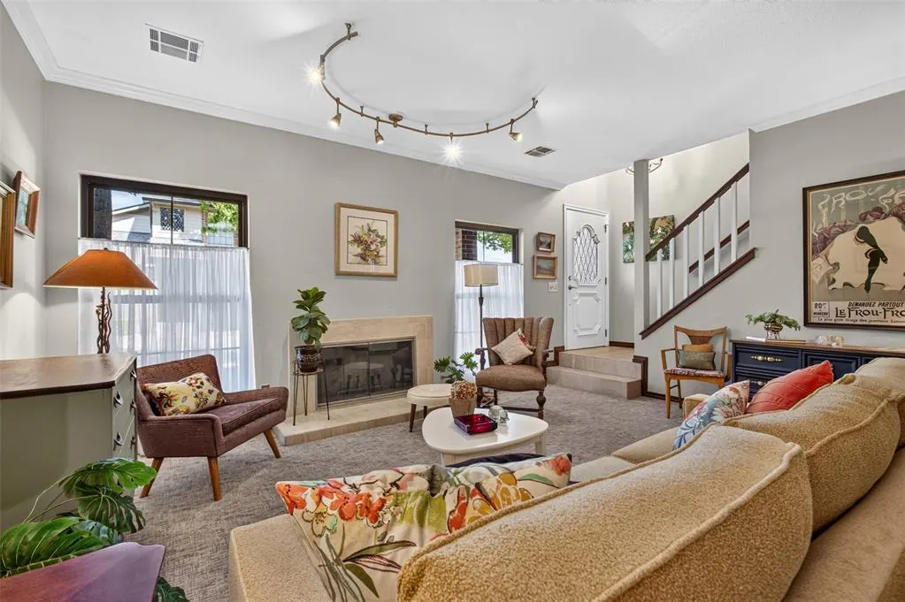 Photo 6 — 6204 Waterford Boulevard 3, Oklahoma City, OK 73118