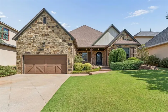 Photo 3 — 16816 Little Leaf Lane, Edmond, OK 73012