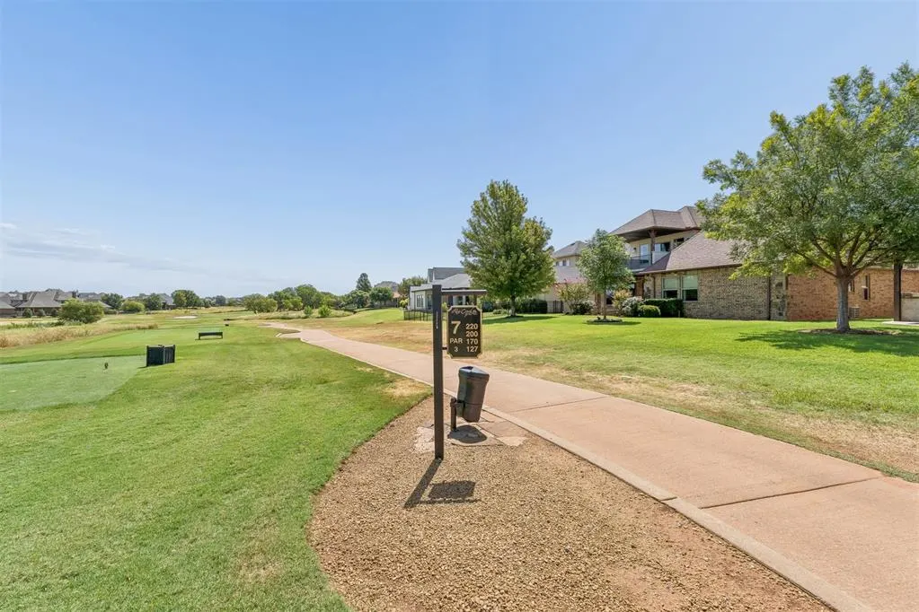 Photo 5 — 16816 Little Leaf Lane, Edmond, OK 73012