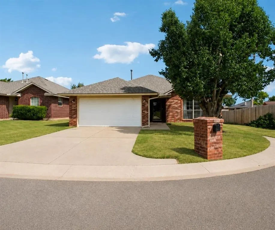 Front exterior — 4921 SE 87th Terrace, Oklahoma City, OK 73135