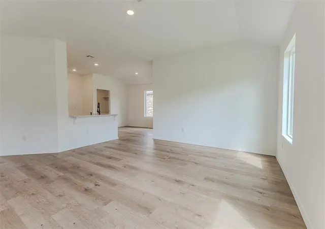Photo 4 — 2014 W 30th Avenue, Stillwater, OK 74074