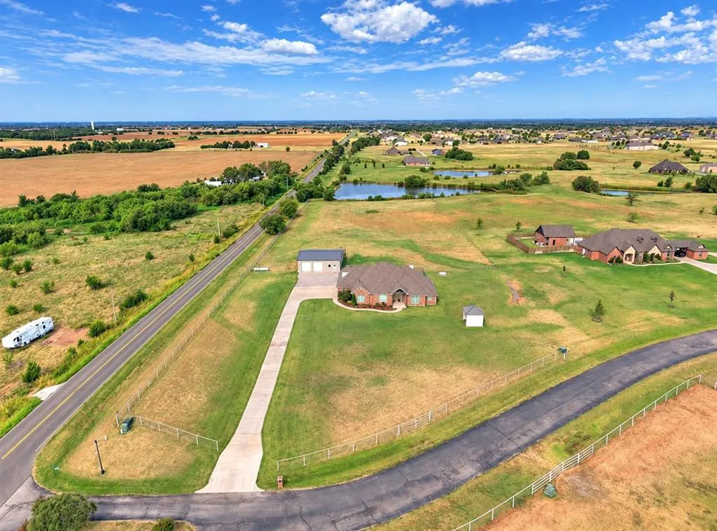Photo 35 — 2901 Fontaine Place, El Reno, OK 73036