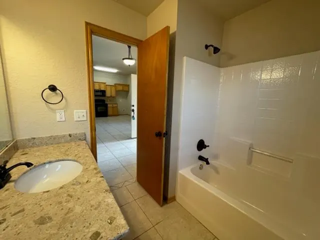 Photo 7 — 804 Beechwood Way, Oklahoma City, OK 73160