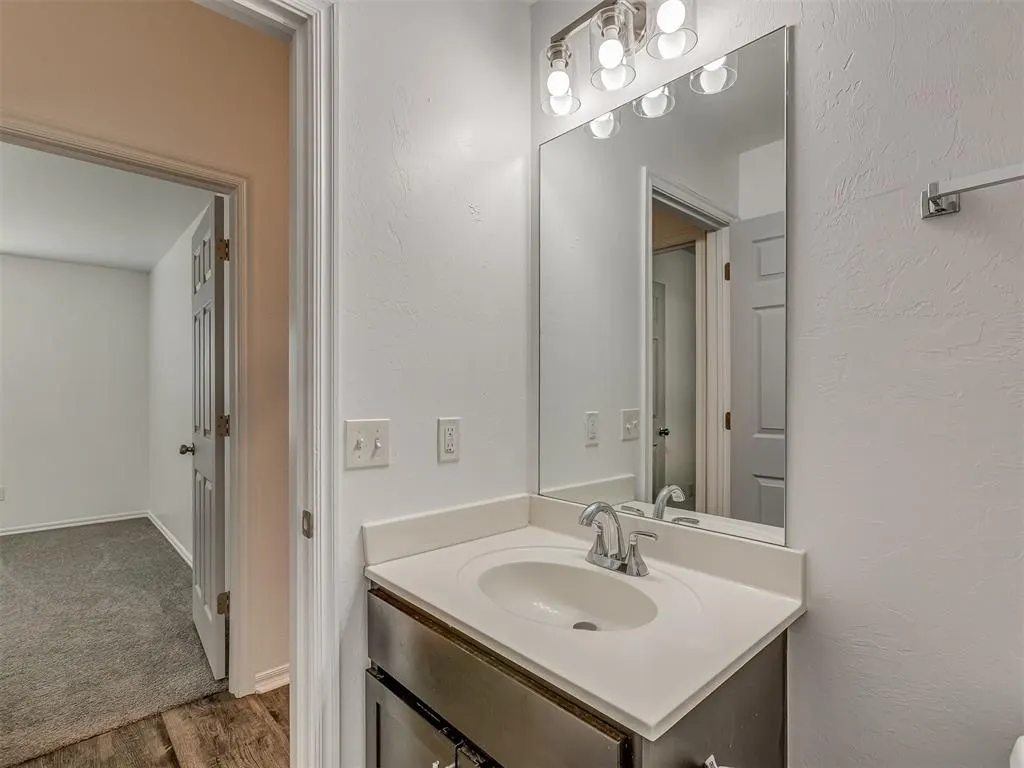 Photo 35 — 1720 Castle Street, Oklahoma City, OK 73120