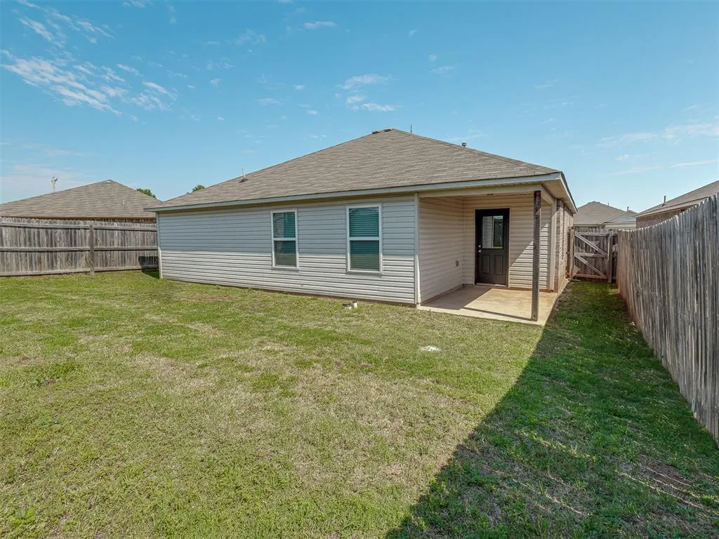 Photo 41 — 1720 Castle Street, Oklahoma City, OK 73120
