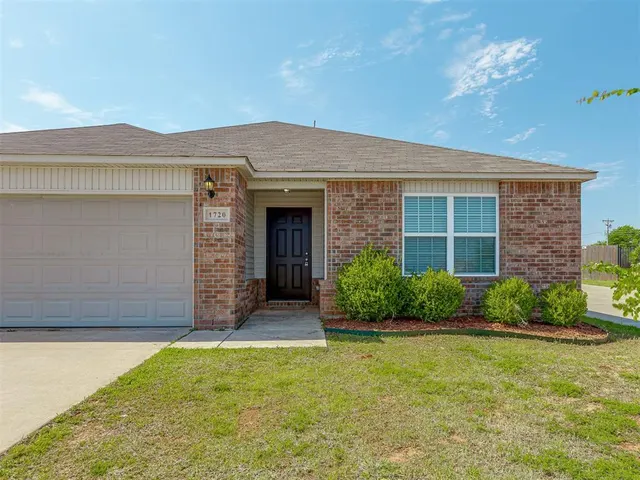 Photo 4 — 1720 Castle Street, Oklahoma City, OK 73120