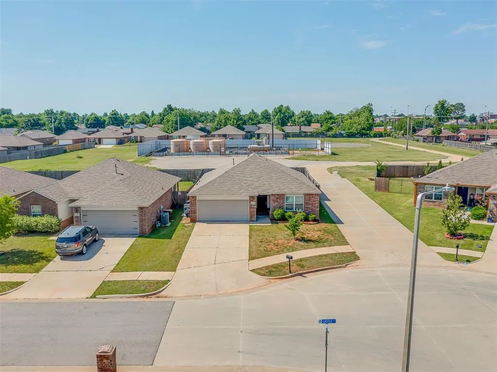 Photo 45 — 1720 Castle Street, Oklahoma City, OK 73120