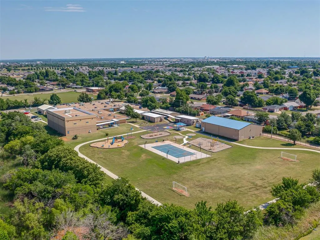 Photo 48 — 1720 Castle Street, Oklahoma City, OK 73120