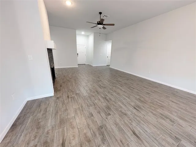Photo 4 — 1008 Blackjack Creek Drive, Yukon, OK 73099