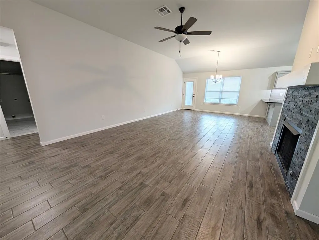 Photo 5 — 1008 Blackjack Creek Drive, Yukon, OK 73099