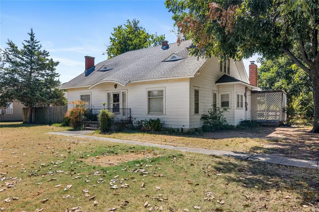 Photo 2 — 7530 NW 36th Street, Bethany, OK 73008