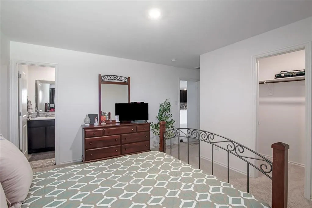 Photo 16 — 2205 Claire Drive, Yukon, OK 73099