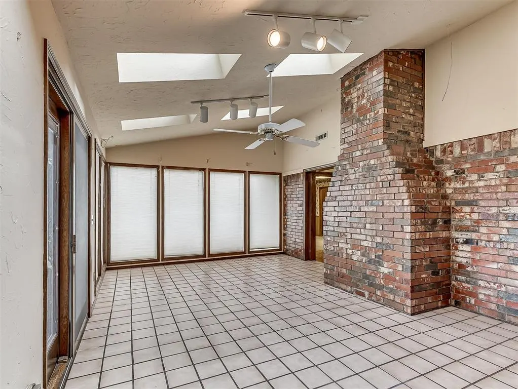 Photo 18 — 3713 N Bryan Avenue, Bethany, OK 73008