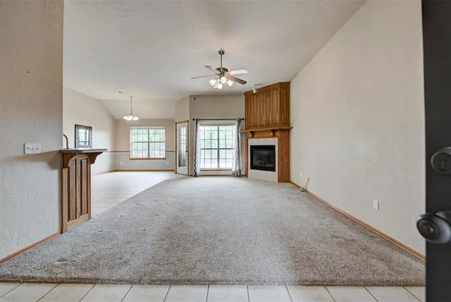 Photo 6 — 528 Loyd Lane, Moore, OK 73160
