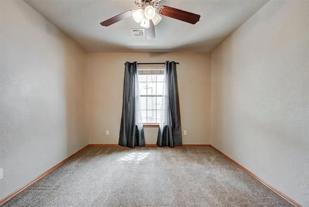 Photo 34 — 528 Loyd Lane, Moore, OK 73160