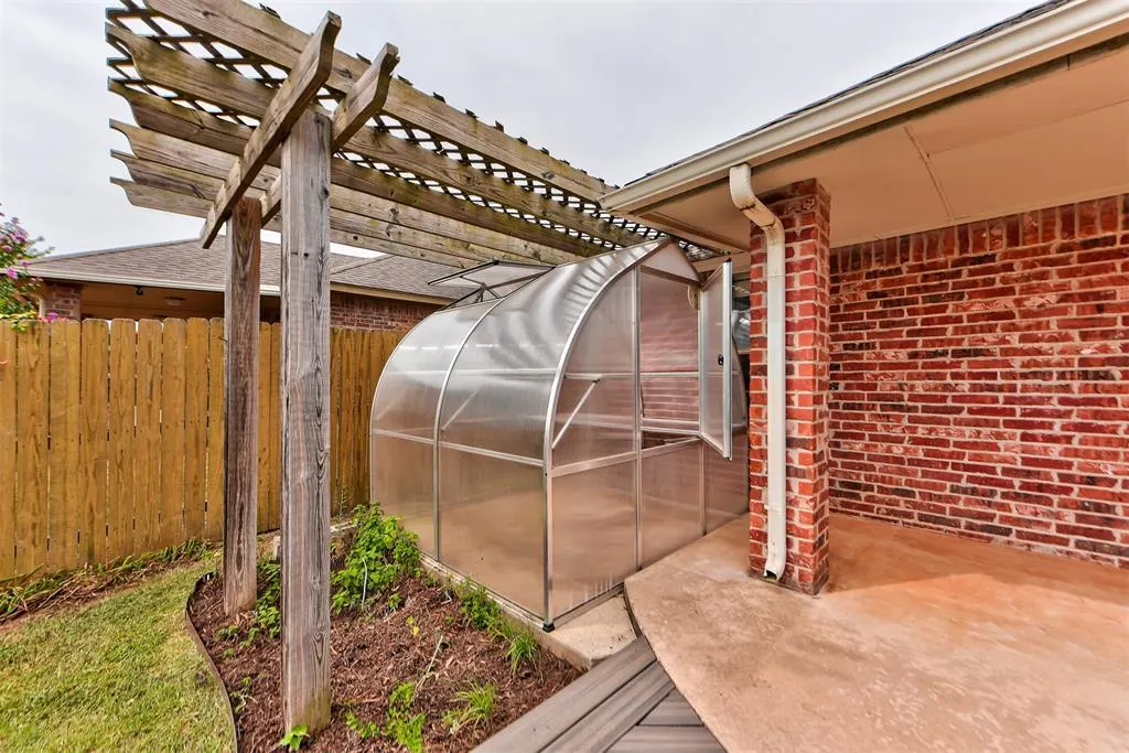 Photo 38 — 528 Loyd Lane, Moore, OK 73160