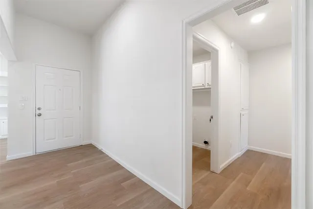 Photo 7 — 7901 Maehs Circle, Oklahoma City, OK 73162