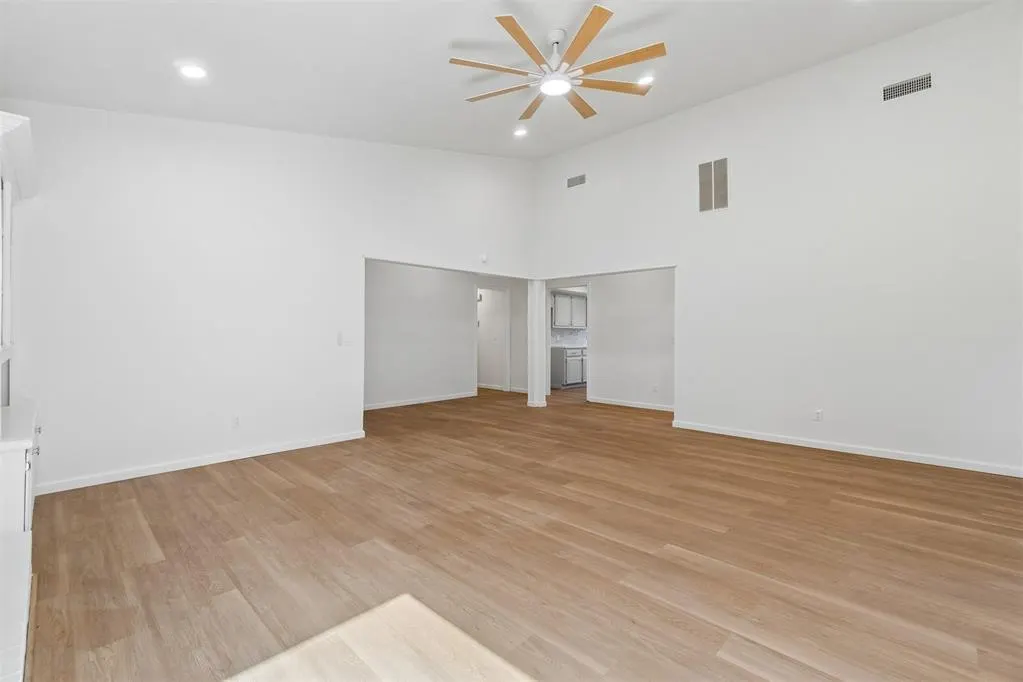 Photo 12 — 7901 Maehs Circle, Oklahoma City, OK 73162