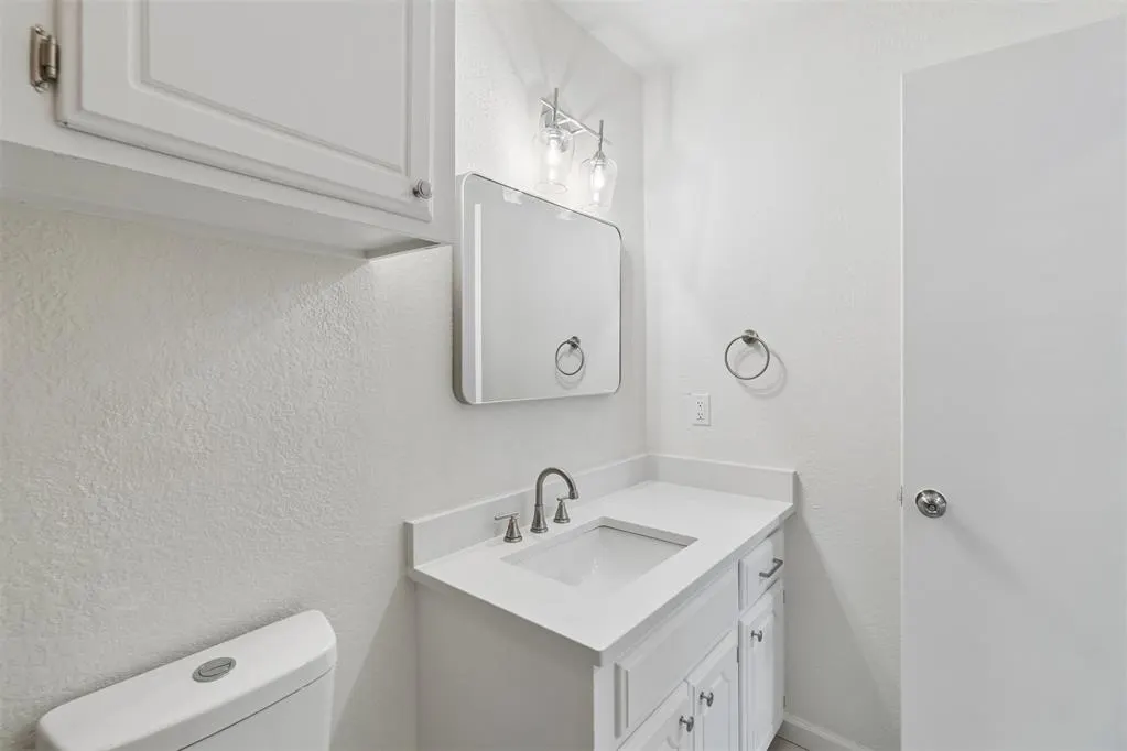 Photo 40 — 7901 Maehs Circle, Oklahoma City, OK 73162