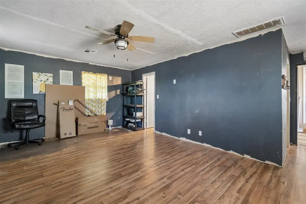 Photo 6 — 18087 Donna Sue Drive, Shawnee, OK 74801