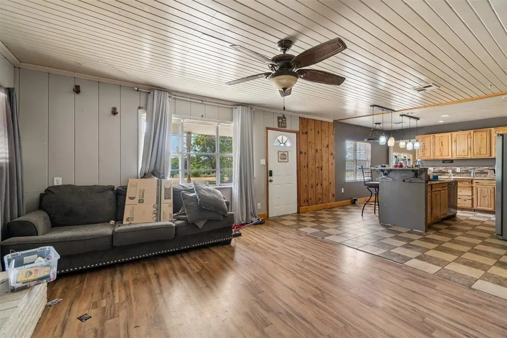 Photo 12 — 18087 Donna Sue Drive, Shawnee, OK 74801