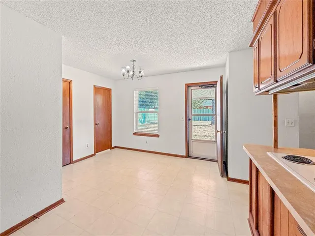 Photo 6 — 12337 Southgate Drive, Yukon, OK 73099