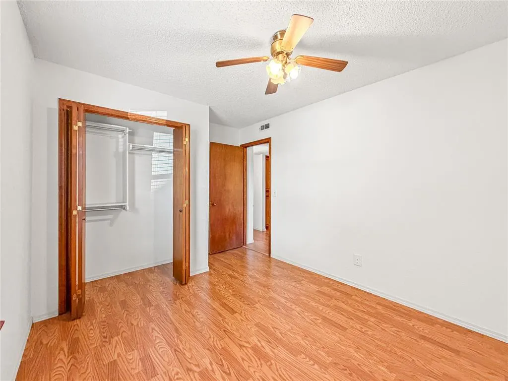 Photo 13 — 12337 Southgate Drive, Yukon, OK 73099