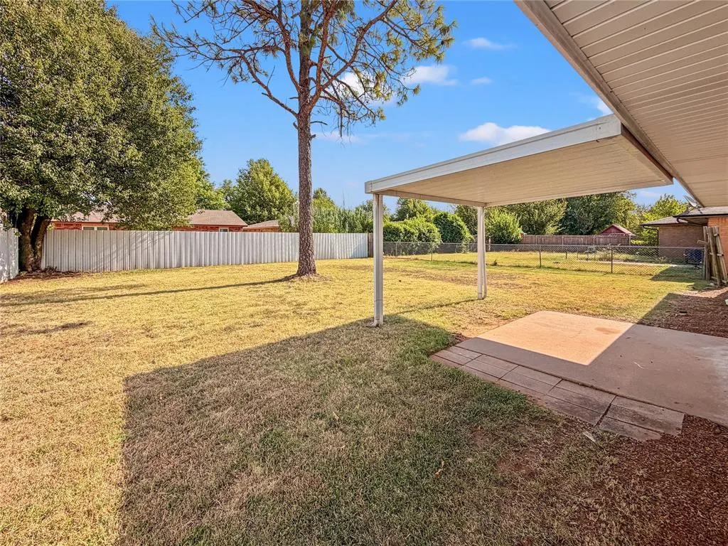 Photo 17 — 12337 Southgate Drive, Yukon, OK 73099
