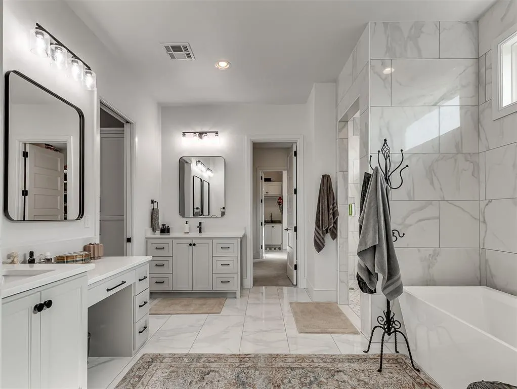 Photo 18 — 2108 Wiregrass Drive, Edmond, OK 73025