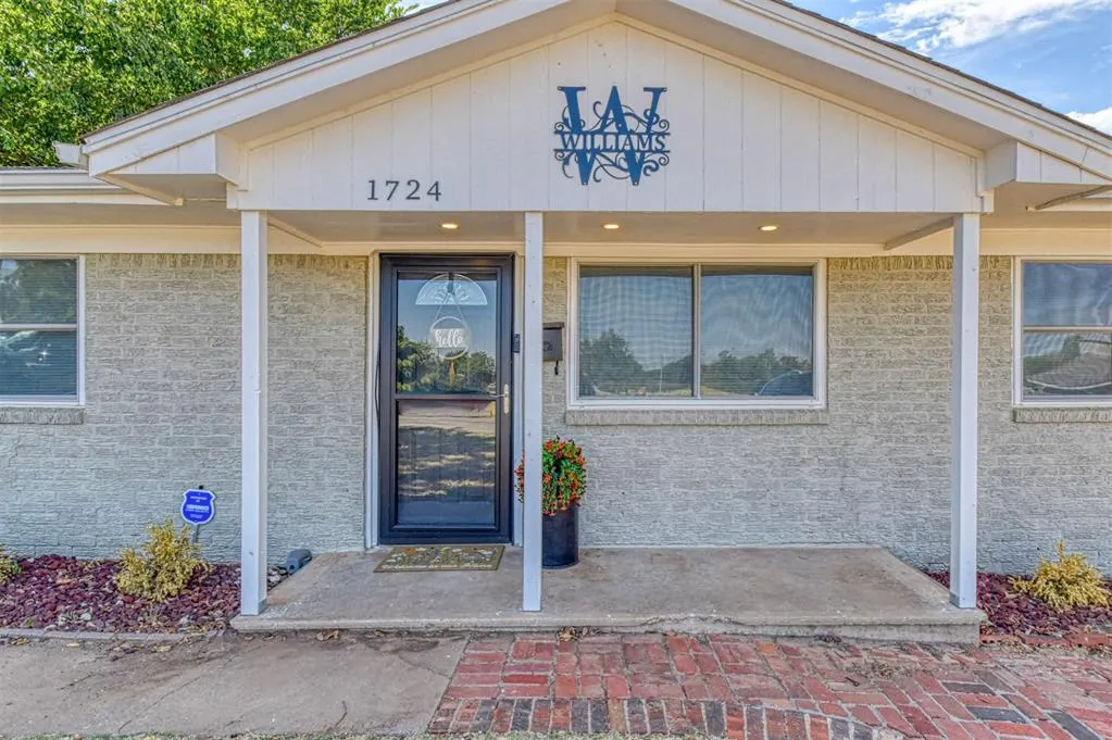 Photo 4 — 1724 S Jensen Avenue, El Reno, OK 73036