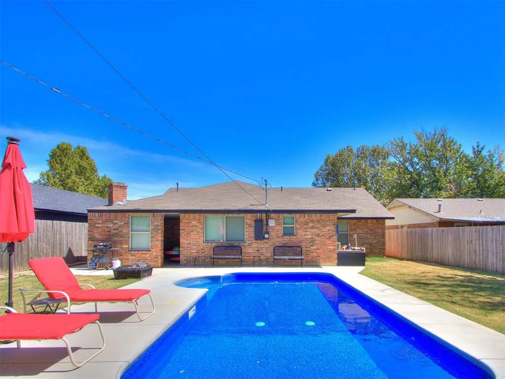 Photo 7 — 805 Lawton, Oklahoma City, OK 73160