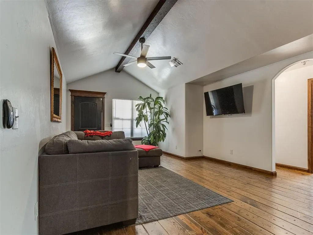 Photo 10 — 805 Lawton, Oklahoma City, OK 73160