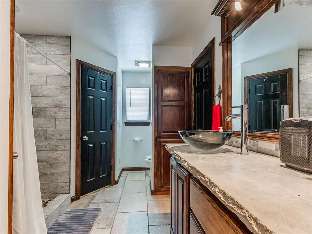 Photo 31 — 805 Lawton, Oklahoma City, OK 73160