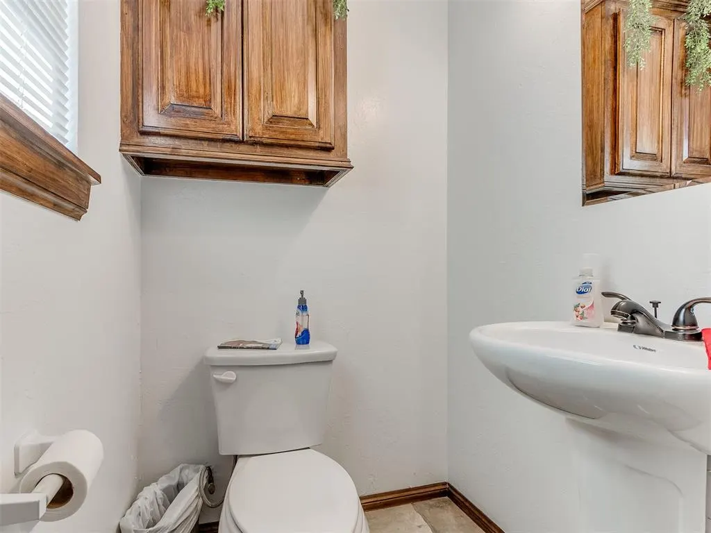 Photo 35 — 805 Lawton, Oklahoma City, OK 73160