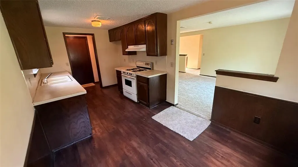 Photo 5 — 905 Branchwood Court, Norman, OK 73072
