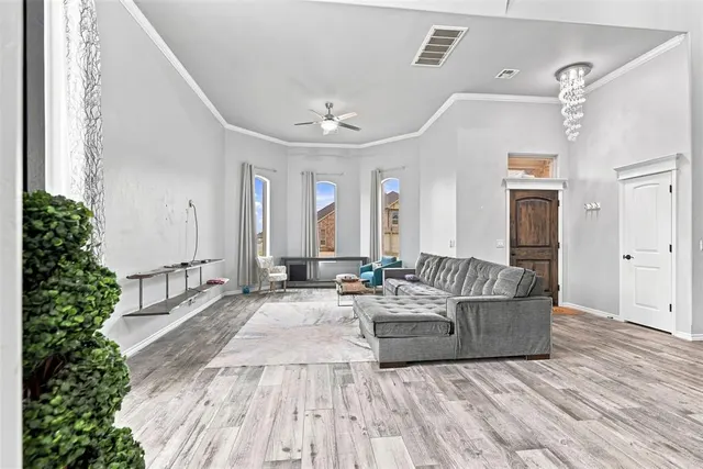 Photo 5 — 9316 NW 133rd Court, Yukon, OK 73099