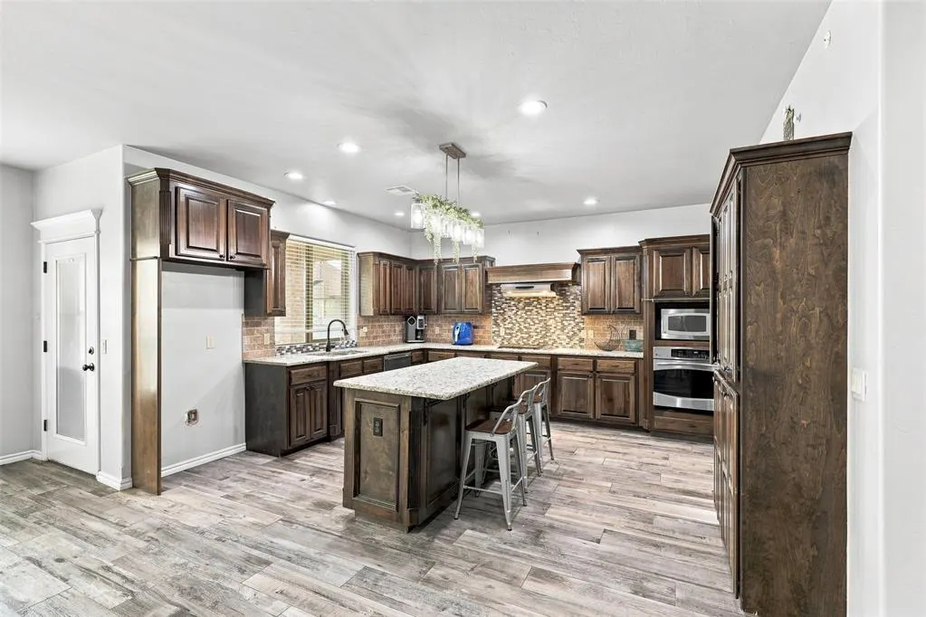 Photo 6 — 9316 NW 133rd Court, Yukon, OK 73099