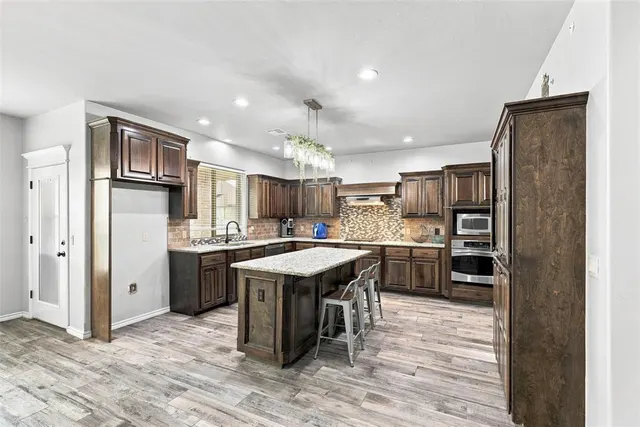 Photo 6 — 9316 NW 133rd Court, Yukon, OK 73099