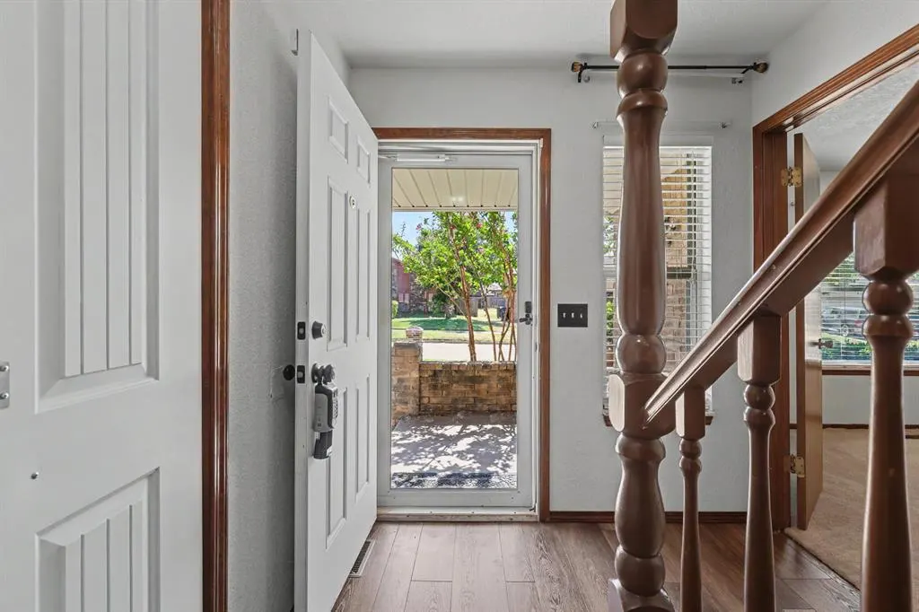 Photo 3 — 11605 Mackel Drive, Oklahoma City, OK 73170