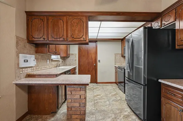 Photo 6 — 11605 Mackel Drive, Oklahoma City, OK 73170