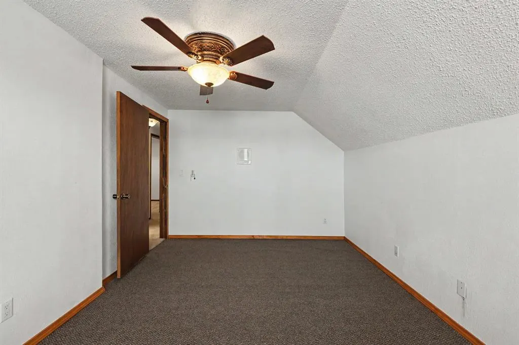 Photo 32 — 11605 Mackel Drive, Oklahoma City, OK 73170