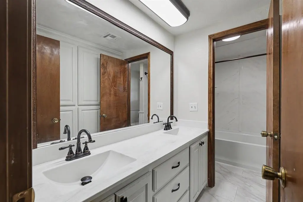 Photo 33 — 11605 Mackel Drive, Oklahoma City, OK 73170
