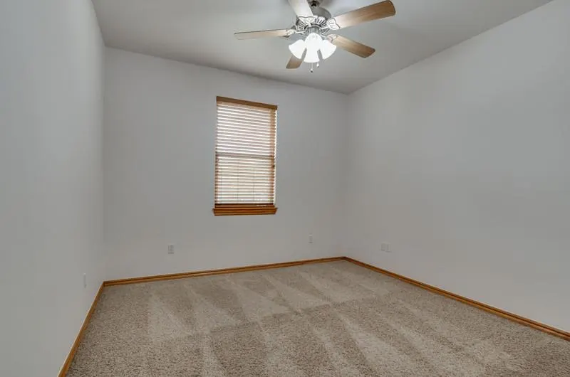 Photo 9 — 12510 Blue Meadow, Guthrie, OK 73044