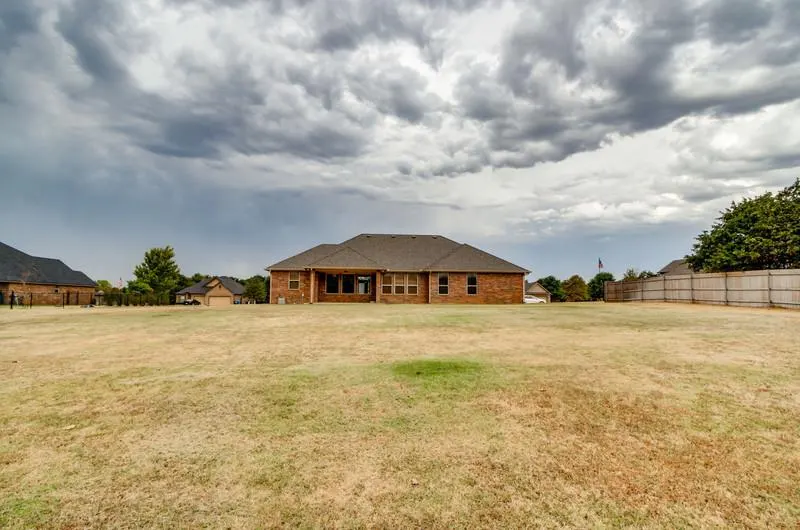 Photo 22 — 12510 Blue Meadow, Guthrie, OK 73044