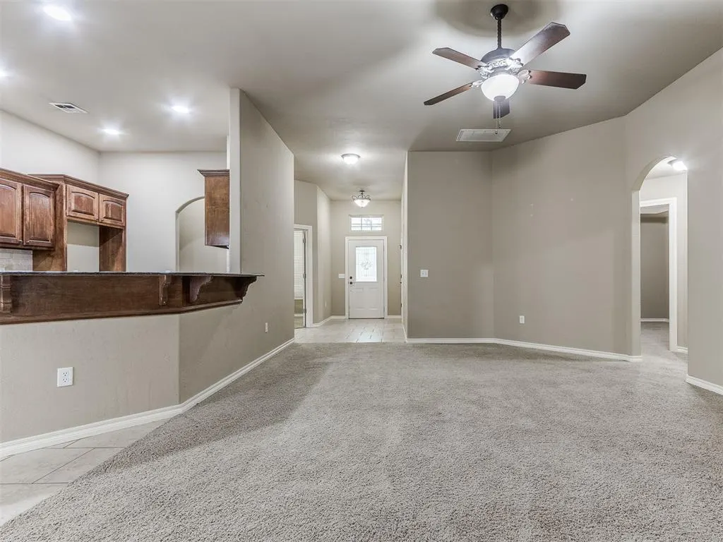 Photo 12 — 1625 Savannah Lane, Edmond, OK 73003