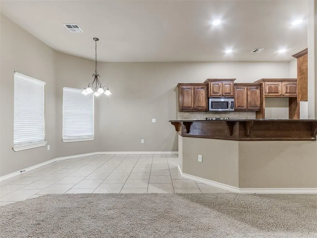 Photo 14 — 1625 Savannah Lane, Edmond, OK 73003