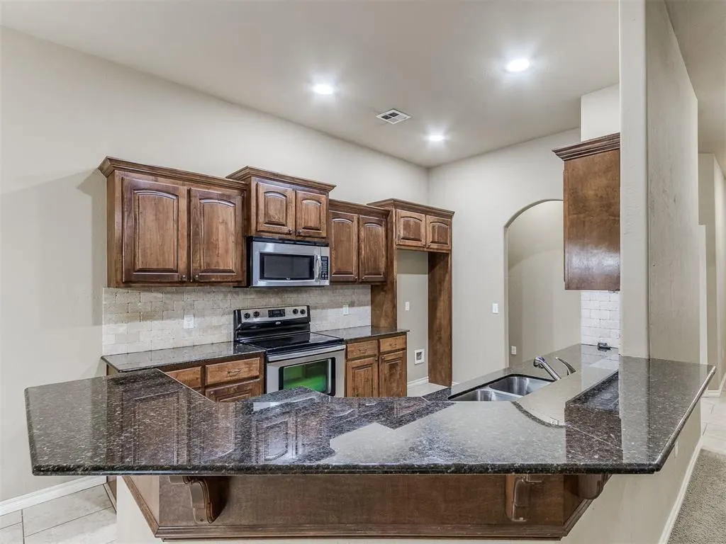 Photo 18 — 1625 Savannah Lane, Edmond, OK 73003