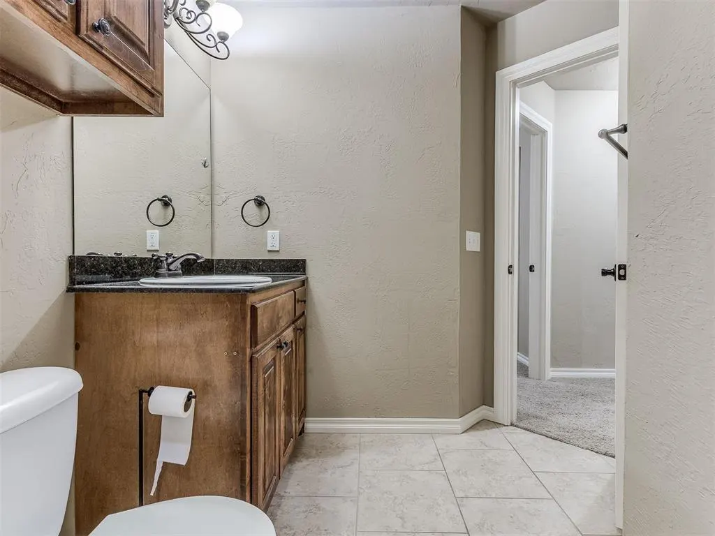 Photo 20 — 1625 Savannah Lane, Edmond, OK 73003