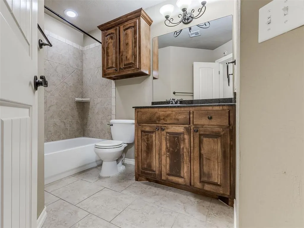 Photo 29 — 1625 Savannah Lane, Edmond, OK 73003